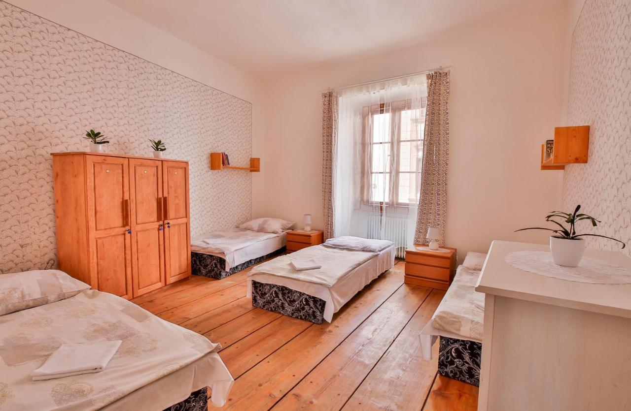 Rodinný hostel Stárkův dům Tábor Esterno foto
